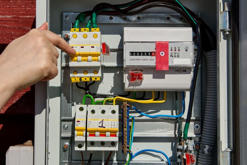 Circuit Breaker Wiring in Pasadena, CA